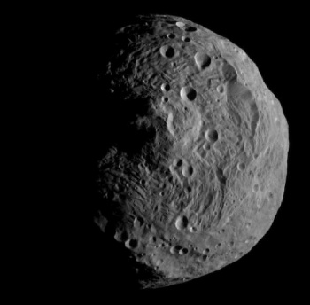 Dawn image of Vesta, July 16, 2011
